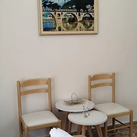 Buda Gorice * بيرات